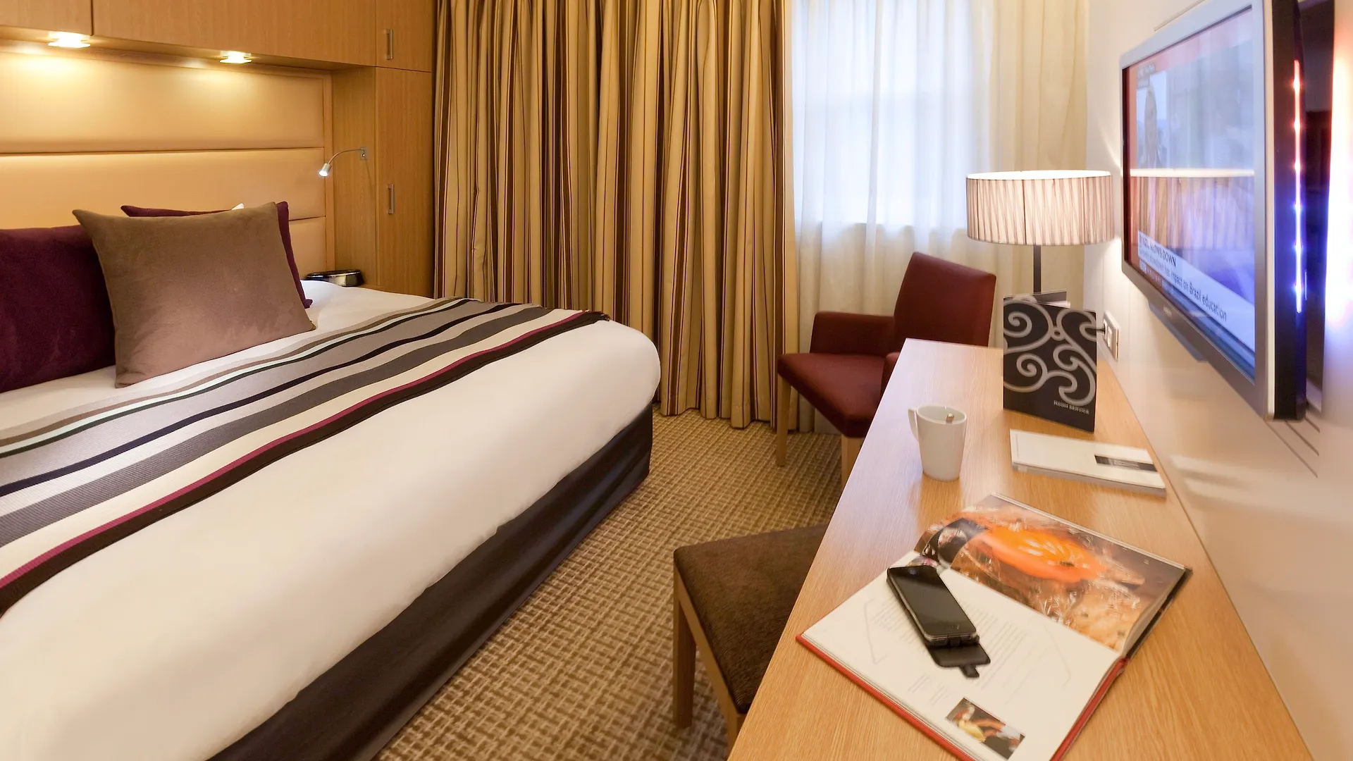 Grand Hotel Roi Rene Aix - Mgallery Collection Aix-en-Provence 4*,  France