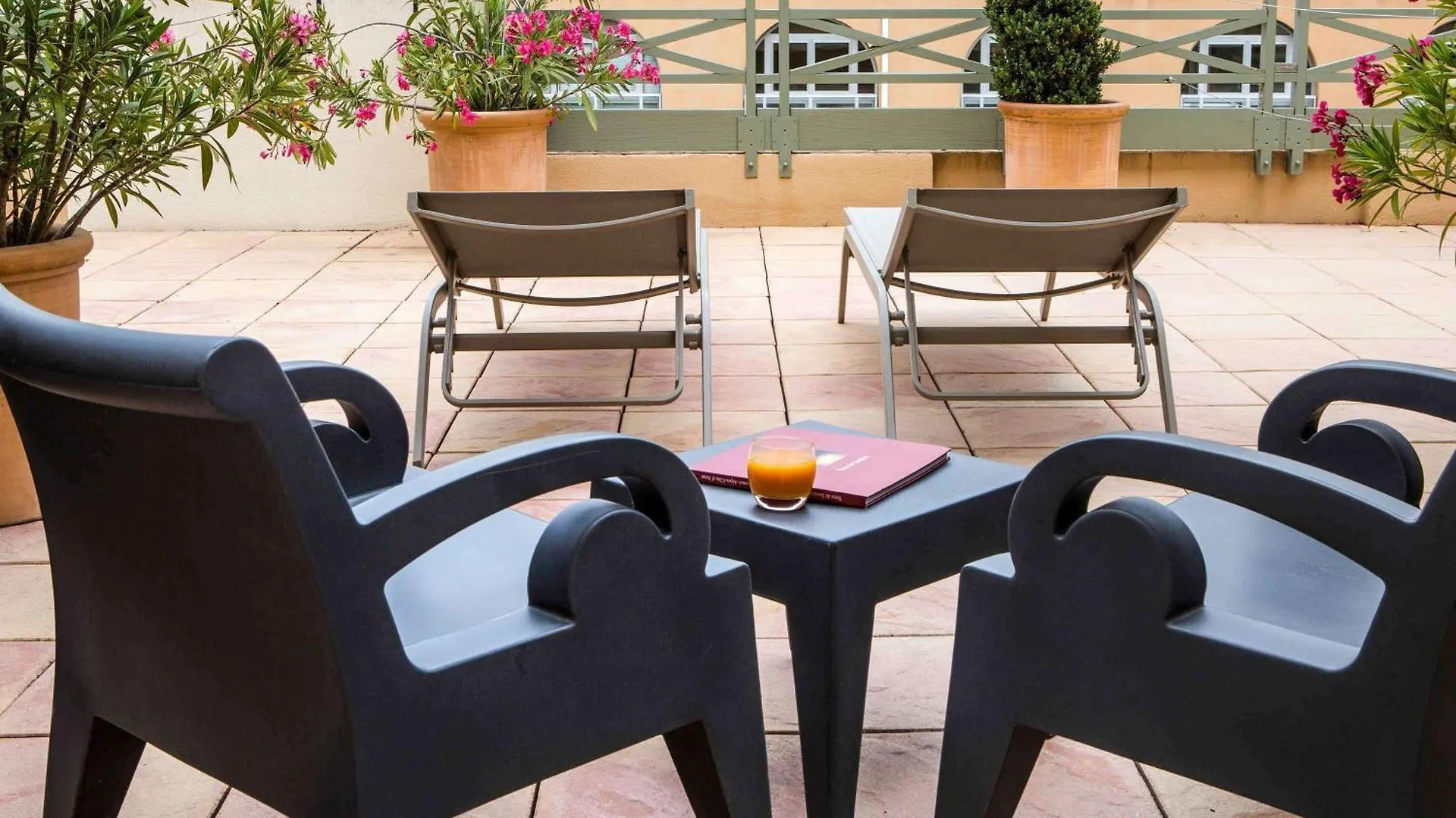אקס-אן-פרובאנס Grand Hotel Roi Rene Aix En Provence Centre - Mgallery