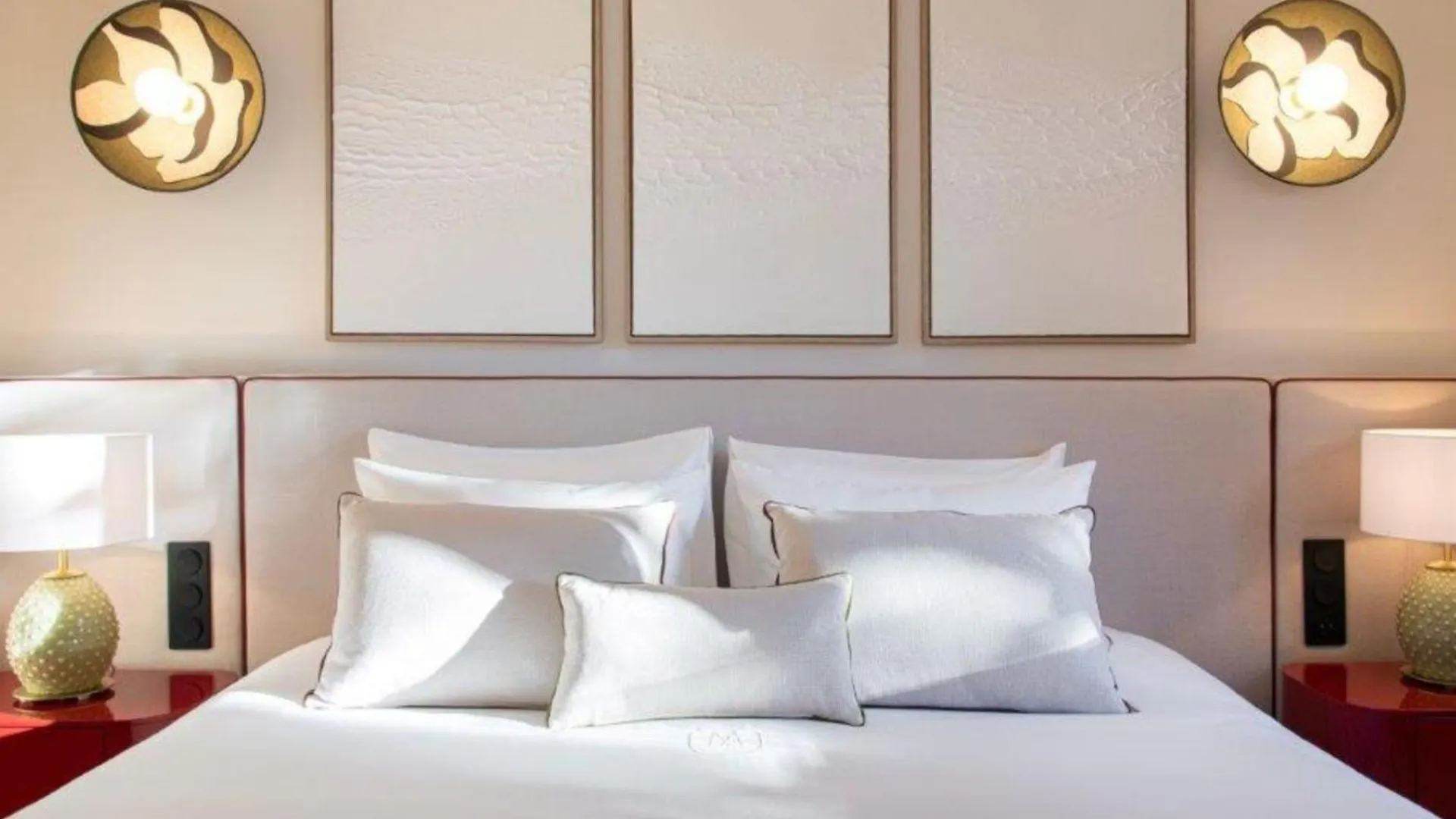 אקס-אן-פרובאנס Grand Hotel Roi Rene Aix En Provence Centre - Mgallery 4*,  צרפת